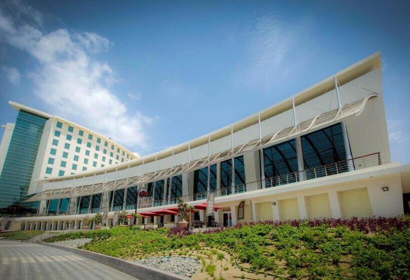 Quarto Deluxe Vista Cidade, Bay La Sun Hotel And Marina   Emaar King Abdullah Economic City
