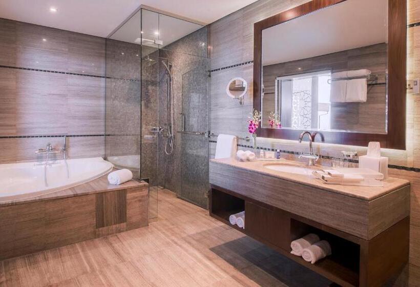 Suite Executiva com Vistas, Bay La Sun Hotel And Marina   Emaar King Abdullah Economic City