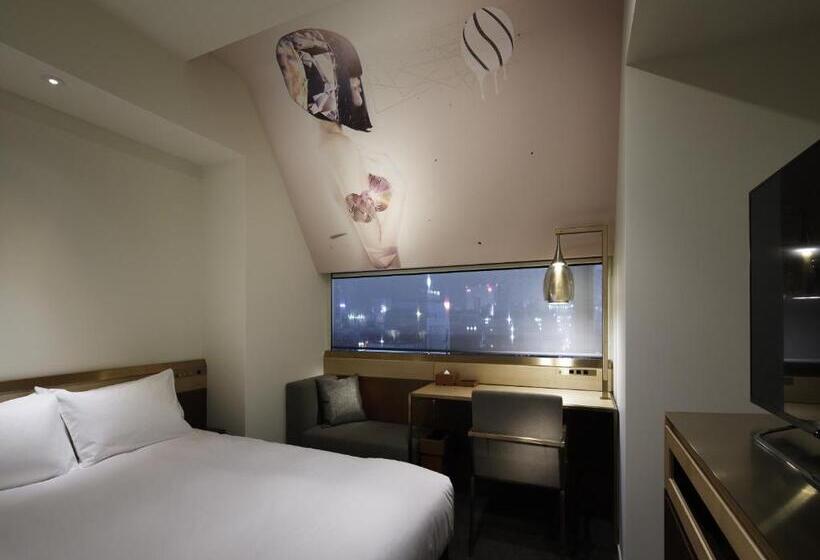 Номер Deluxe, Shinjuku Granbell