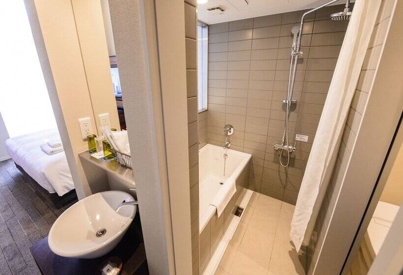 Номер Deluxe, Shinjuku Granbell