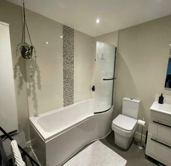 خانه 2 خوابه, Central Mews House Altrincham