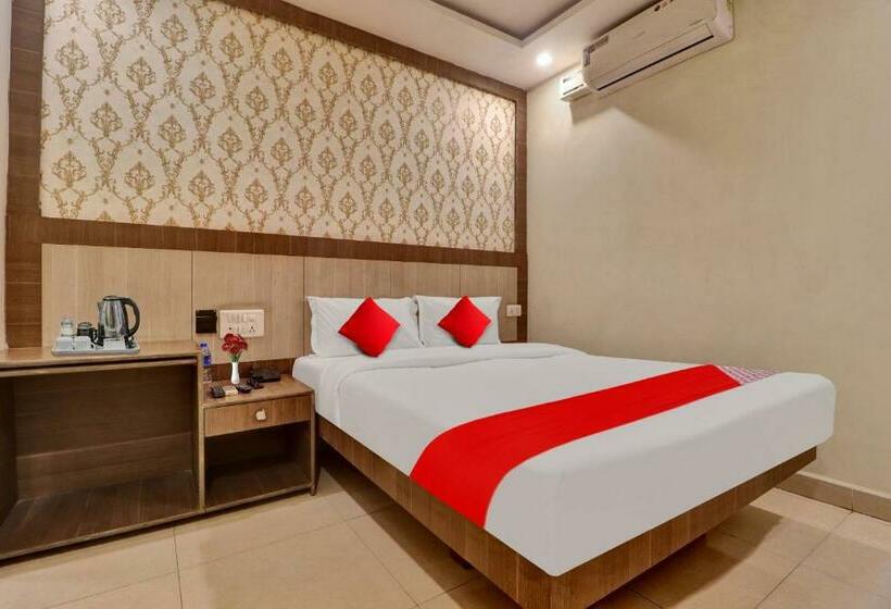 اتاق کلاسیک سه تخته, Flagship Hotel Rainbow Lavish
