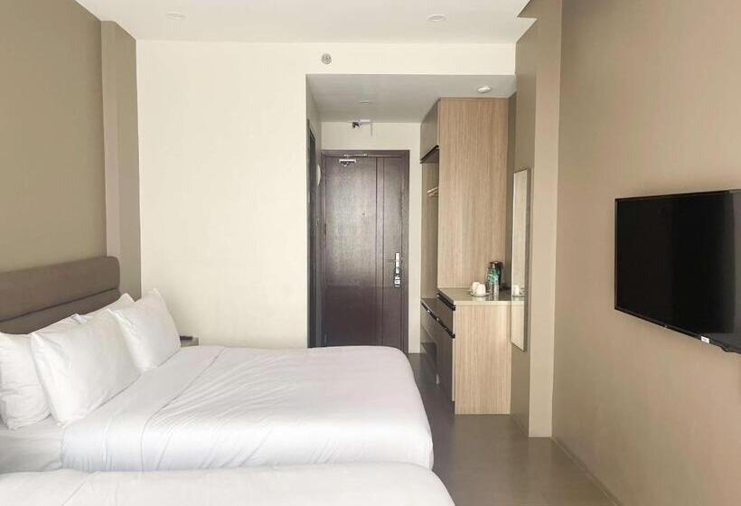 발코니가 있는 4인용 스탠다드 룸, Uphill Baguio Managed By Baguio Terra
