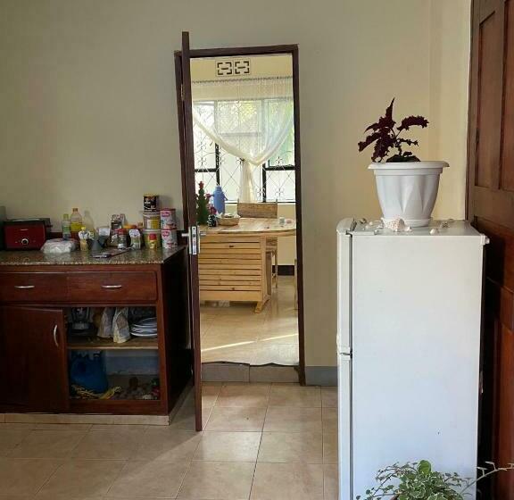 اتاق لوکس, Wonders Hostel