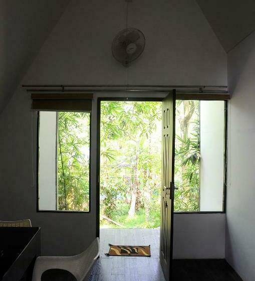 Номер Deluxe Вид на Сад, Misty Ghats Resort