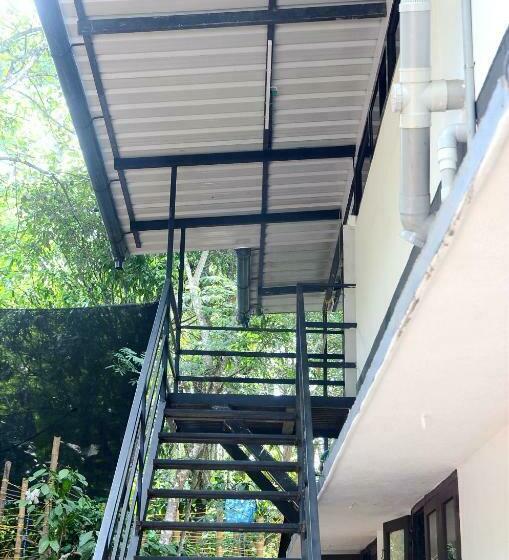 Номер Deluxe, Misty Ghats Resort