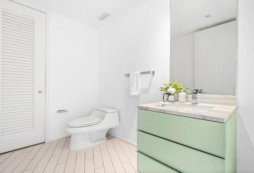 آپارتمان 2 خوابه, Private Residence At W South Beach  811