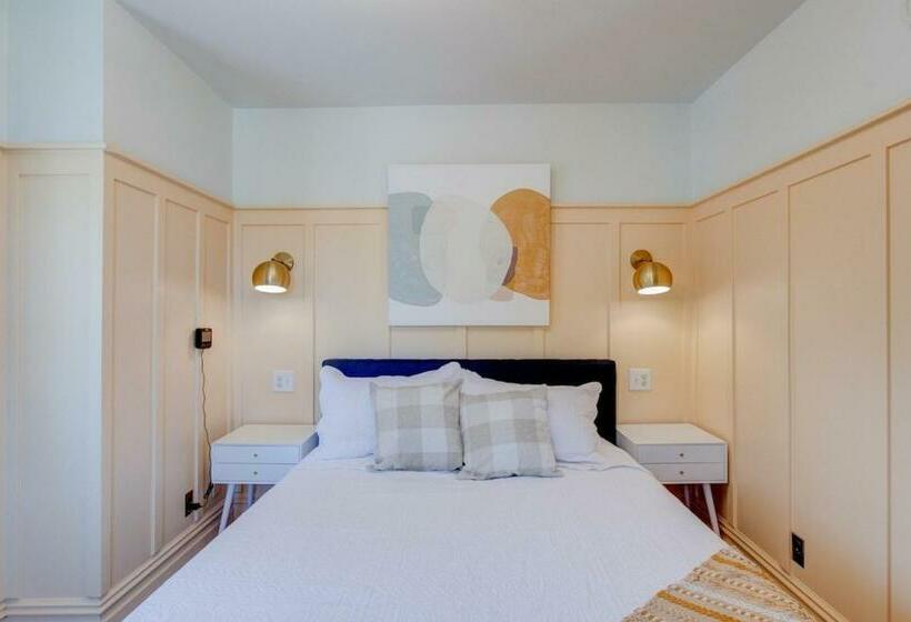 Студия Стандарт, Suite 10 Historic Art City Inn