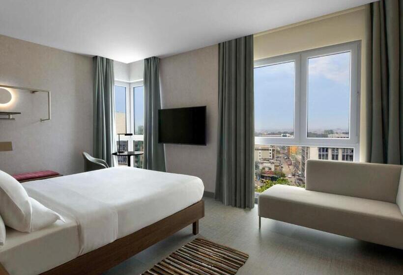 Executive Room Queen Bed, Novotel Kinshasa La Gombe