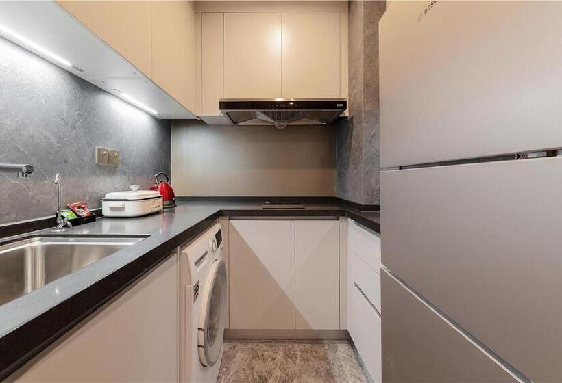سوییت سوپریور, Cres Asia Residence
