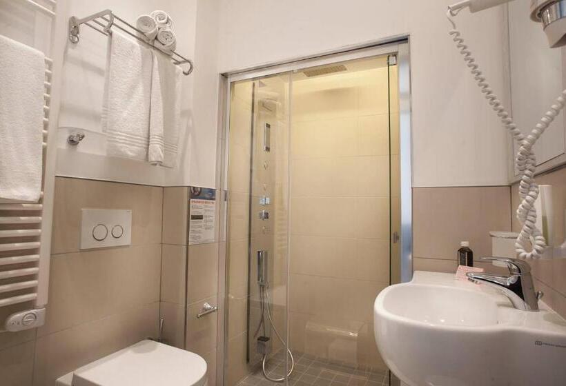 סטודיו סטנדרט, מיטה זוגית, Daniel Apartments