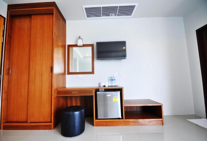 标准间, Choophorn House Sha