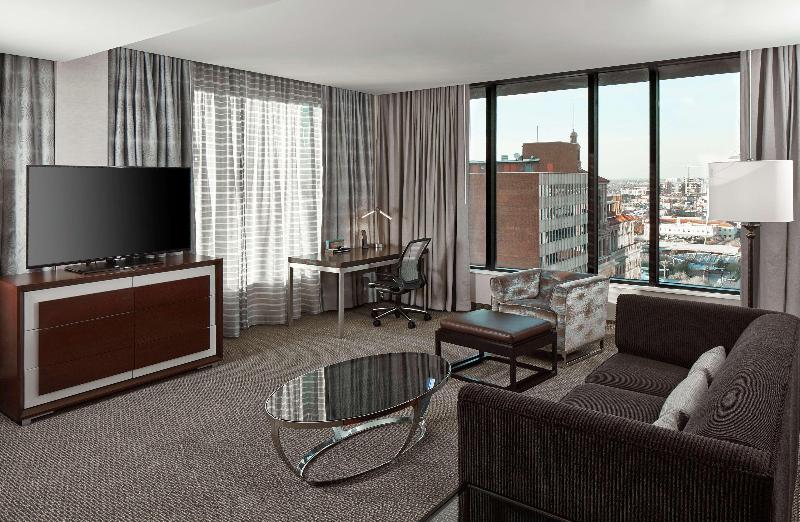 Люкс Кровать Кинг, Hilton Garden Inn Phoenix Downtown