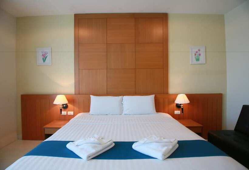 Quarto Deluxe com Sacada, The Icon Place 1 @ Central Pattaya