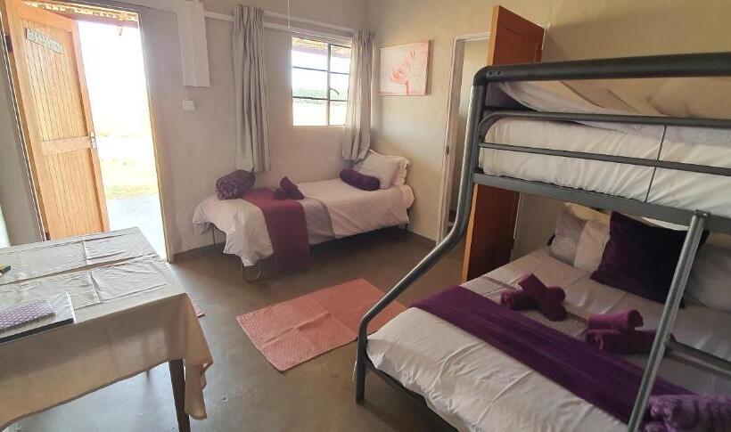 四人标准间, Drakensberg Bush Lodge And Backpackers