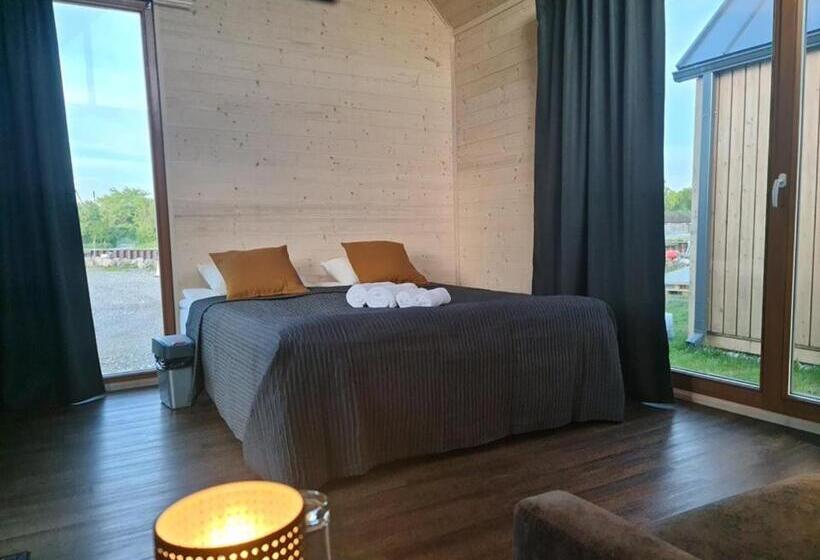 خانه 1 خوابه, Tulivee Villa