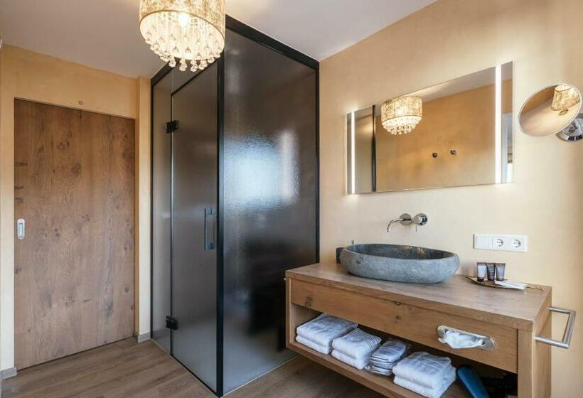 Студия Стандарт, Viktorias Home Kufstein