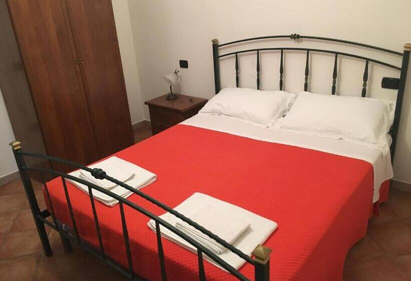 Апартаменты 3 Спальни, Appartamenti E Camere Il Poggio Di D Angeli Lidia