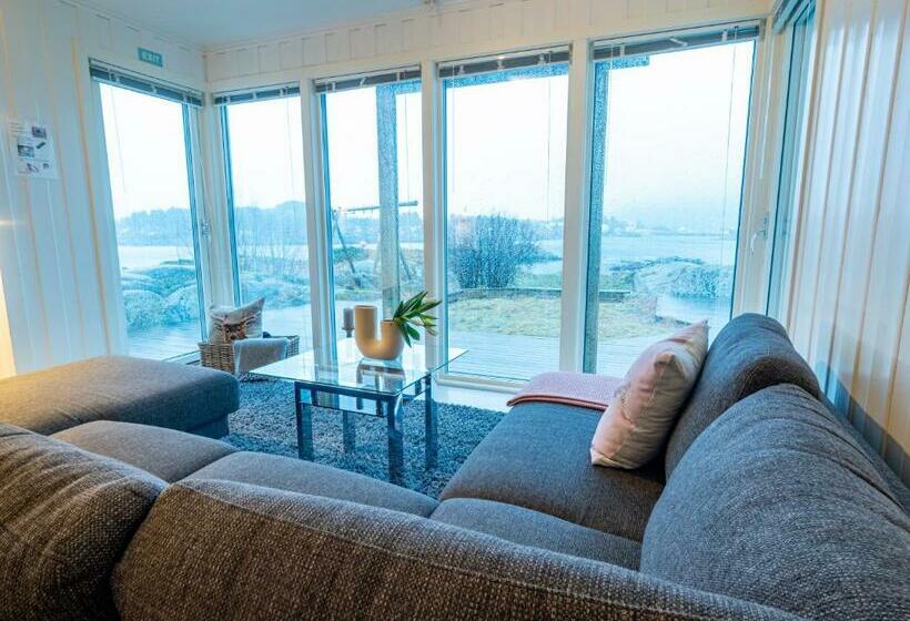 Номер Стандарт Вид на Море, Villa Ballstad