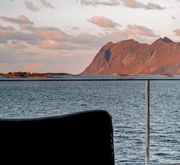 Номер Deluxe Вид на Море, Hamn I Senja