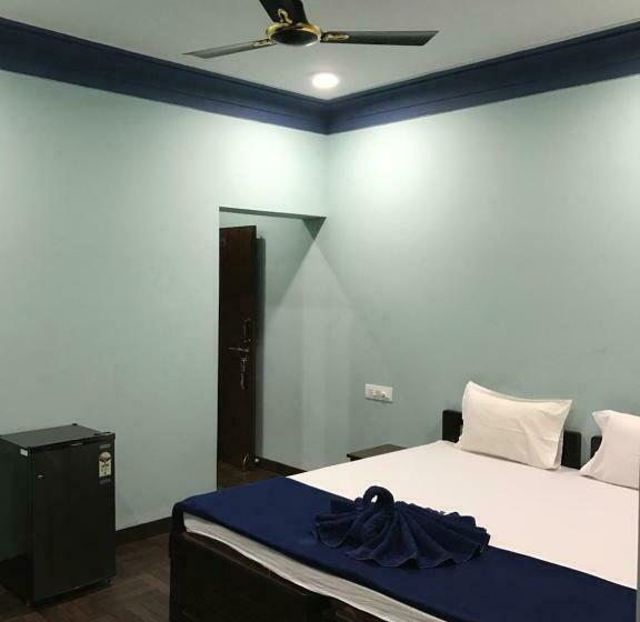اتاق لوکس, Leisure Cottages