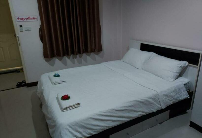 스탠다드 룸, Thana Apartment
