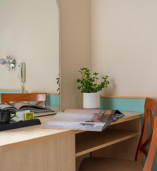 اتاق استاندارد یک نفره, Albergo Ristorante Pozzi