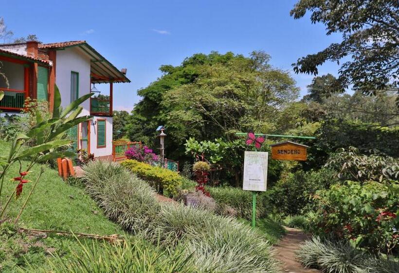 小型套房带阳台, Campestre La Tata
