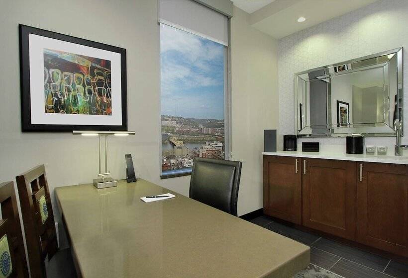 سوئیت برای معلولان, Embassy Suites By Hilton Pittsburgh Downtown