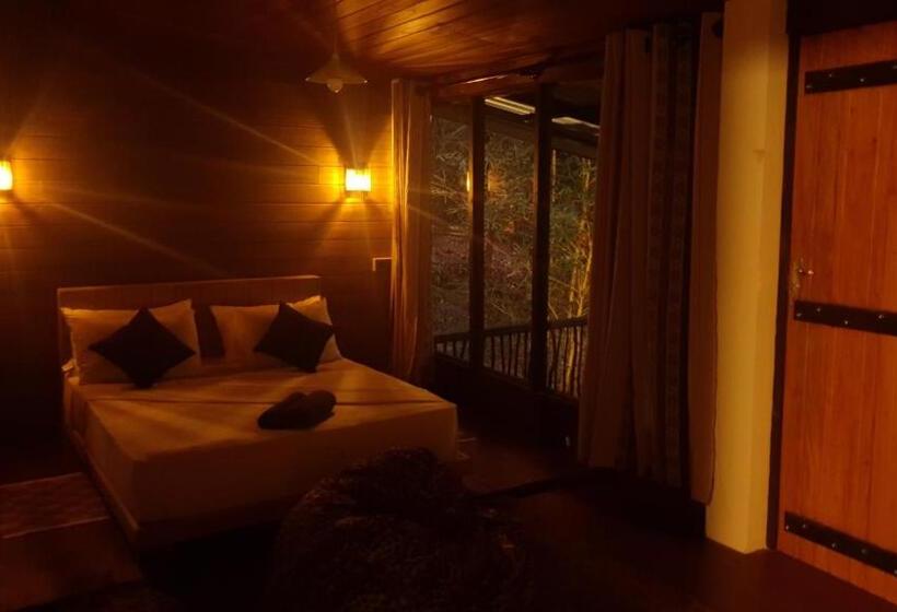 Стандартный Номер Кровать Кинг, Sinharaja Forest Edge