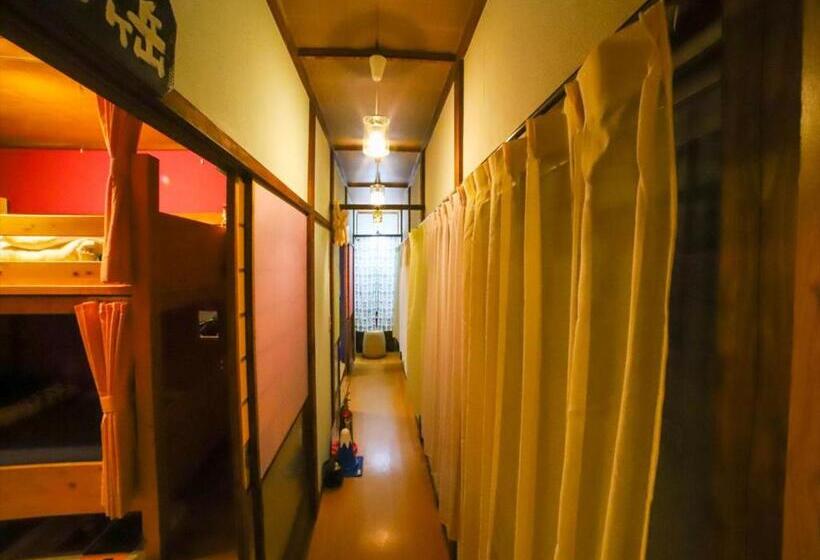 Трехместный Номер Стандарт Совместная Ванная, Guest House Tokiwa