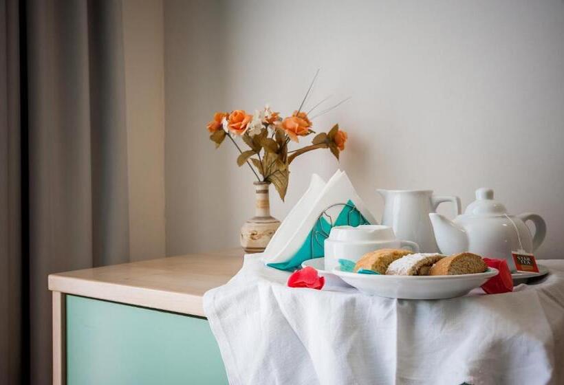 스탠다드 트리플 룸, Bacco