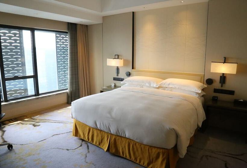 Стандартный Номер Кровать Кинг, Hilton Suzhou