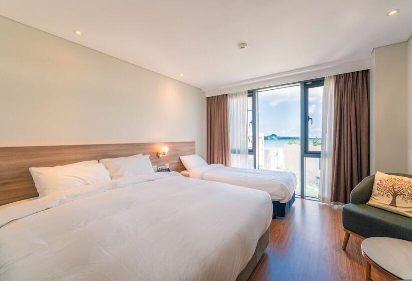 Номер Стандарт, Fine Jeju
