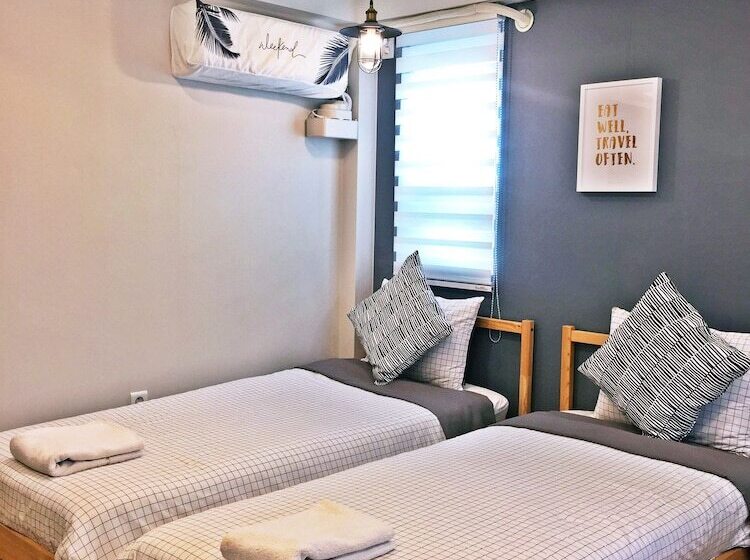 חדר סופריור, Whitetail Guesthouse   Hostel
