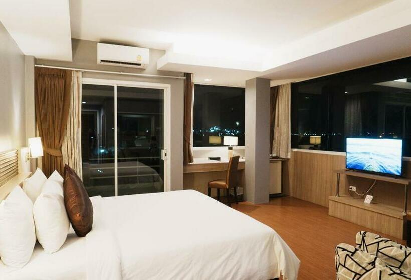 اتاق لوکس, Green Hotel And Resort