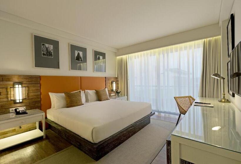 اتاق لوکس با تخت بزرگ, Bali Paragon Resort