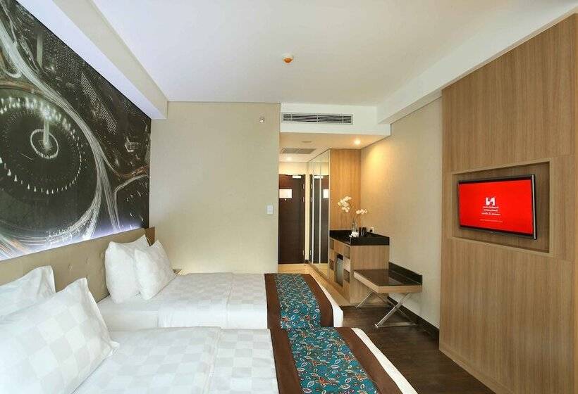 Номер Deluxe, Swiss Belhotel Airport Jakarta