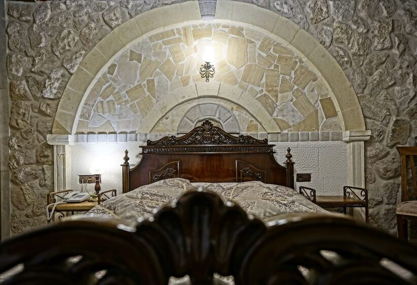 اتاق اقتصادی داخلی, Alaturca House