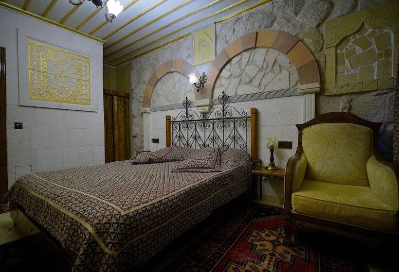 اتاق اقتصادی داخلی, Alaturca House
