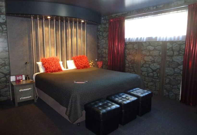 اتاق استاندارد, The Retreat At Froog Moore Park