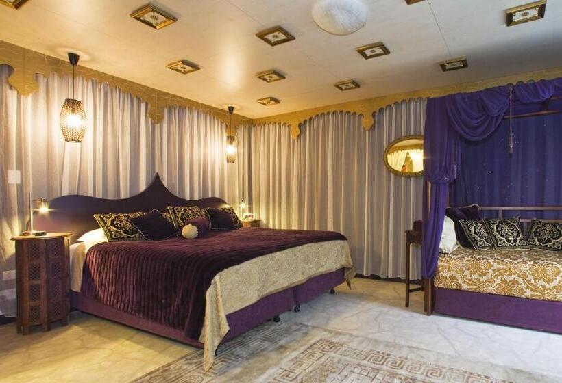 اتاق استاندارد با تخت بزرگ, The Retreat At Froog Moore Park