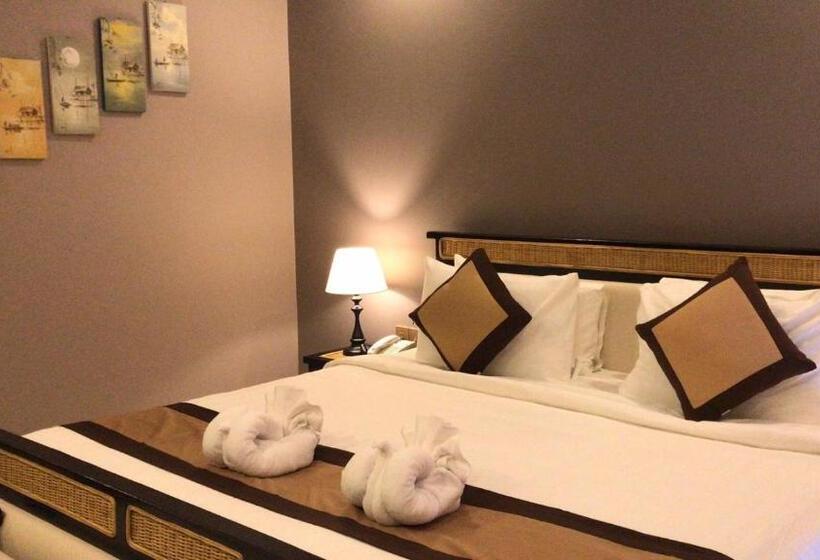 اتاق سوپریور با تخت بزرگ, Aristocrat Residence &