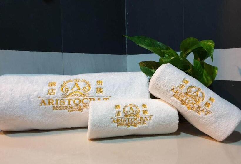 اتاق استاندارد با تخت بزرگ, Aristocrat Residence &