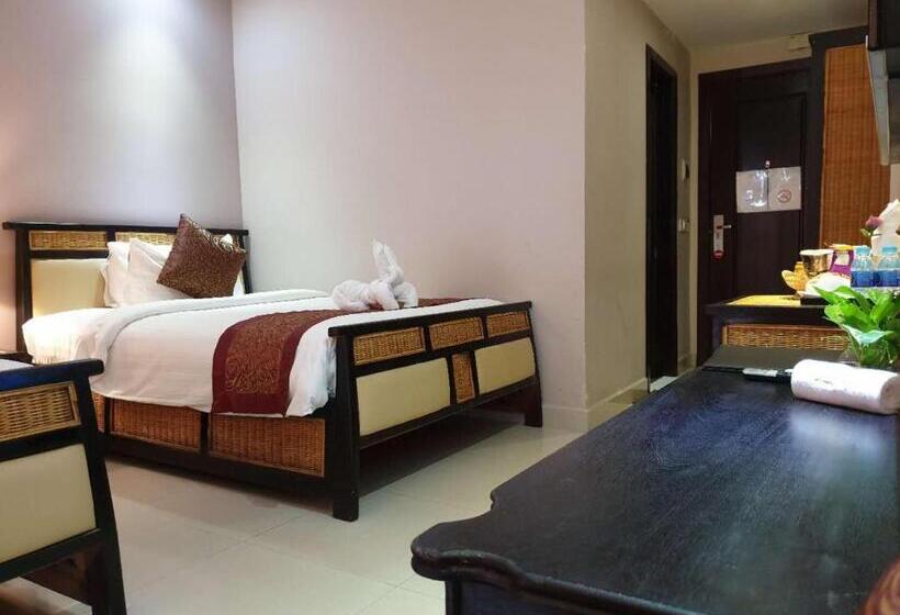 اتاق لوکس, Aristocrat Residence &