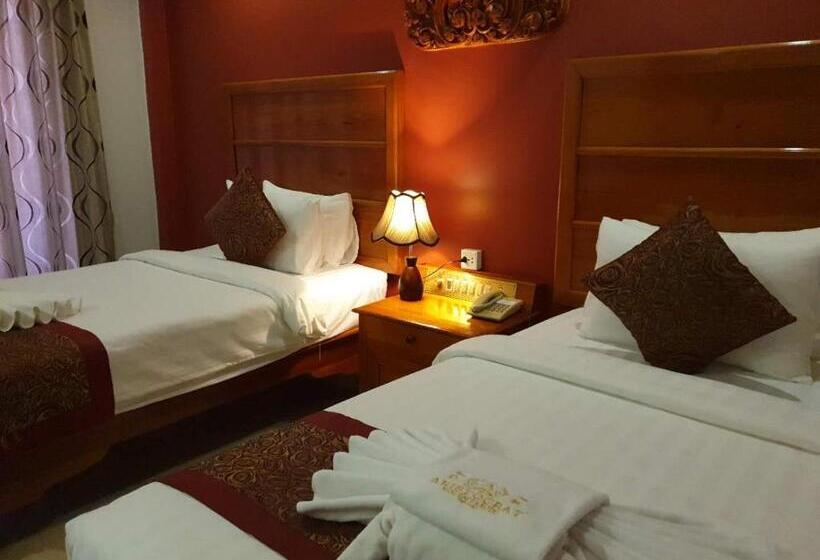 اتاق لوکس, Aristocrat Residence &