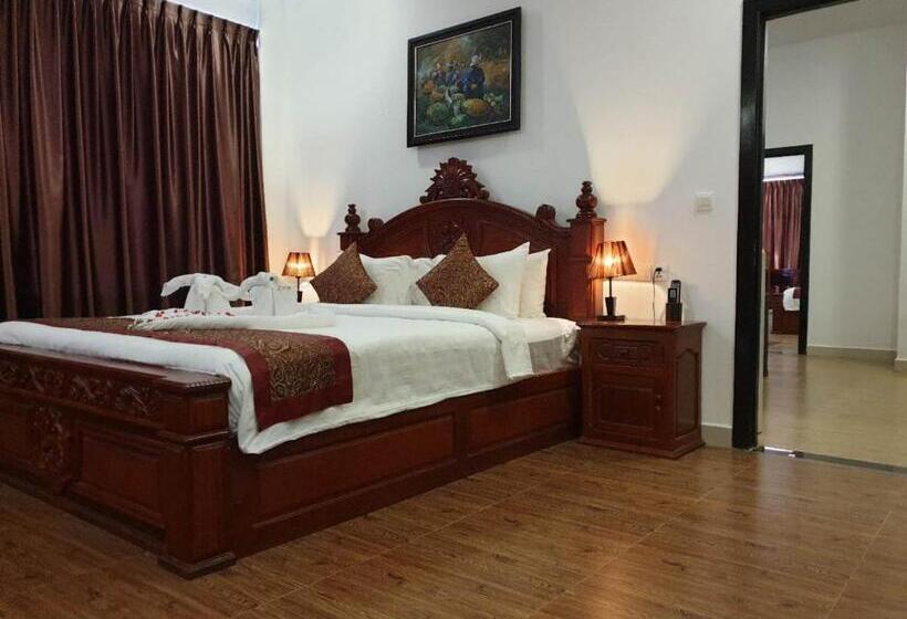 سوییت خانوادگی, Aristocrat Residence &
