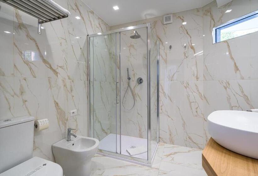 Номер Deluxe Вид на Море с Балконом, Taormina Palace