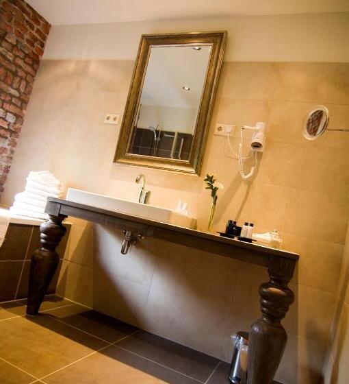 스위트, Schinvelder Hoeve