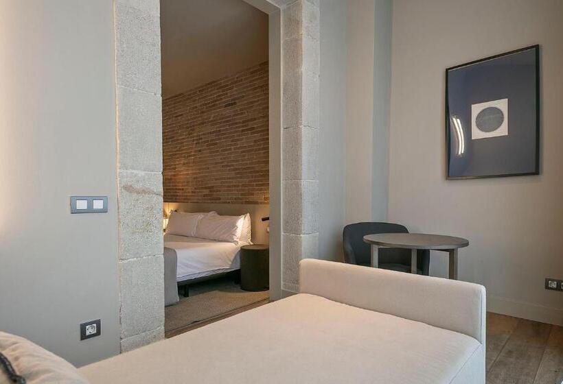 Номер Superior, Uma Suites Pau Claris